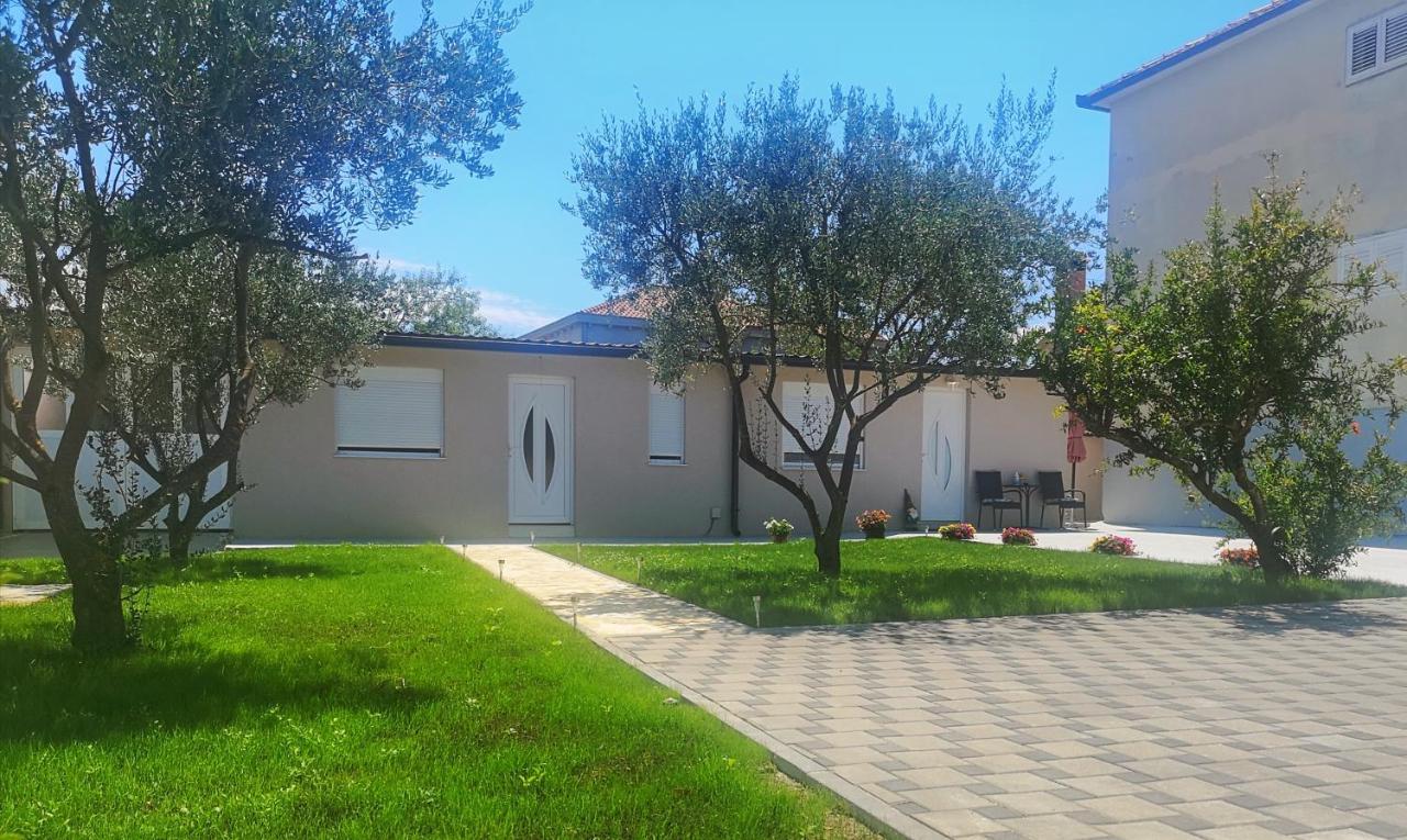 Studio Apartments Tara Zadar Eksteriør bilde