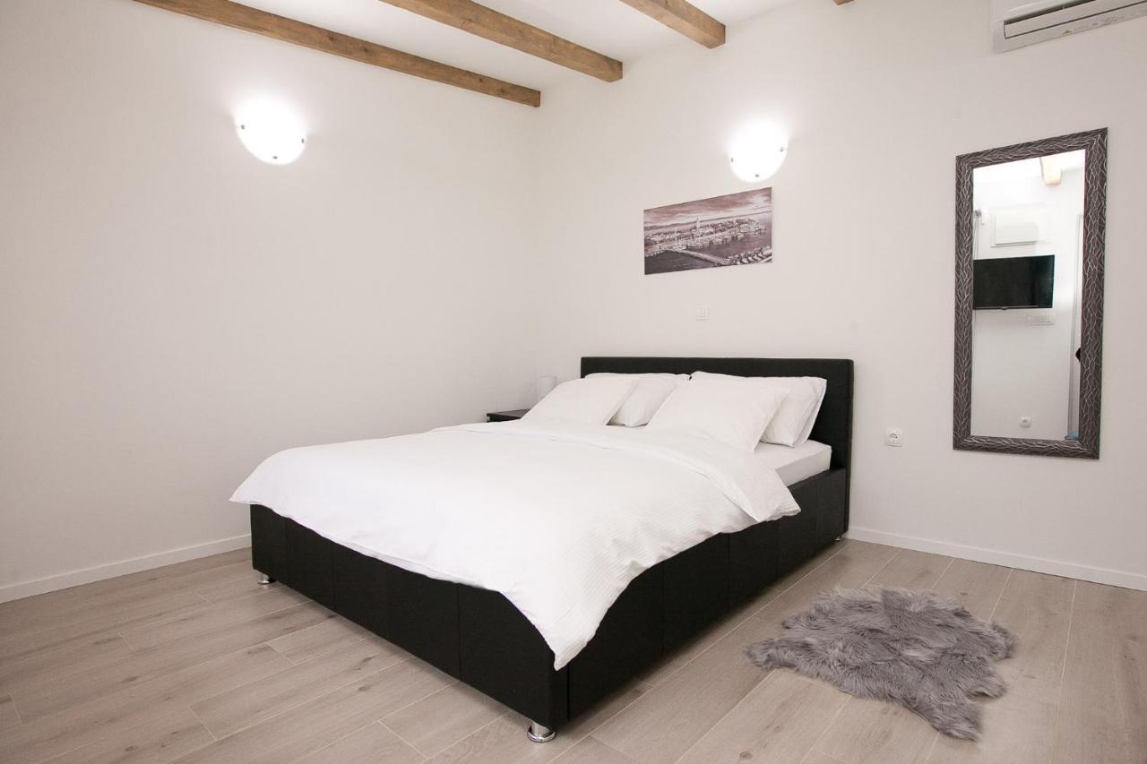 Studio Apartments Tara Zadar Eksteriør bilde