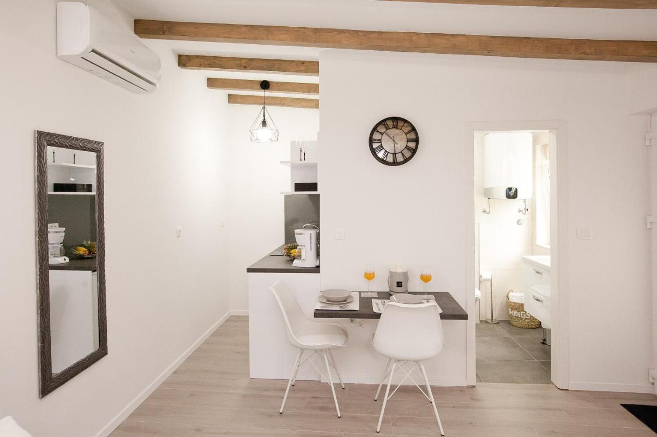Studio Apartments Tara Zadar Eksteriør bilde