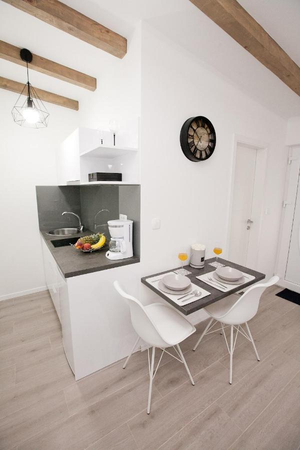 Studio Apartments Tara Zadar Eksteriør bilde