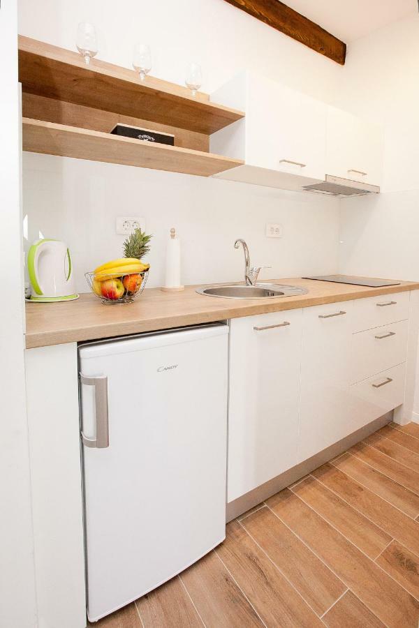 Studio Apartments Tara Zadar Eksteriør bilde